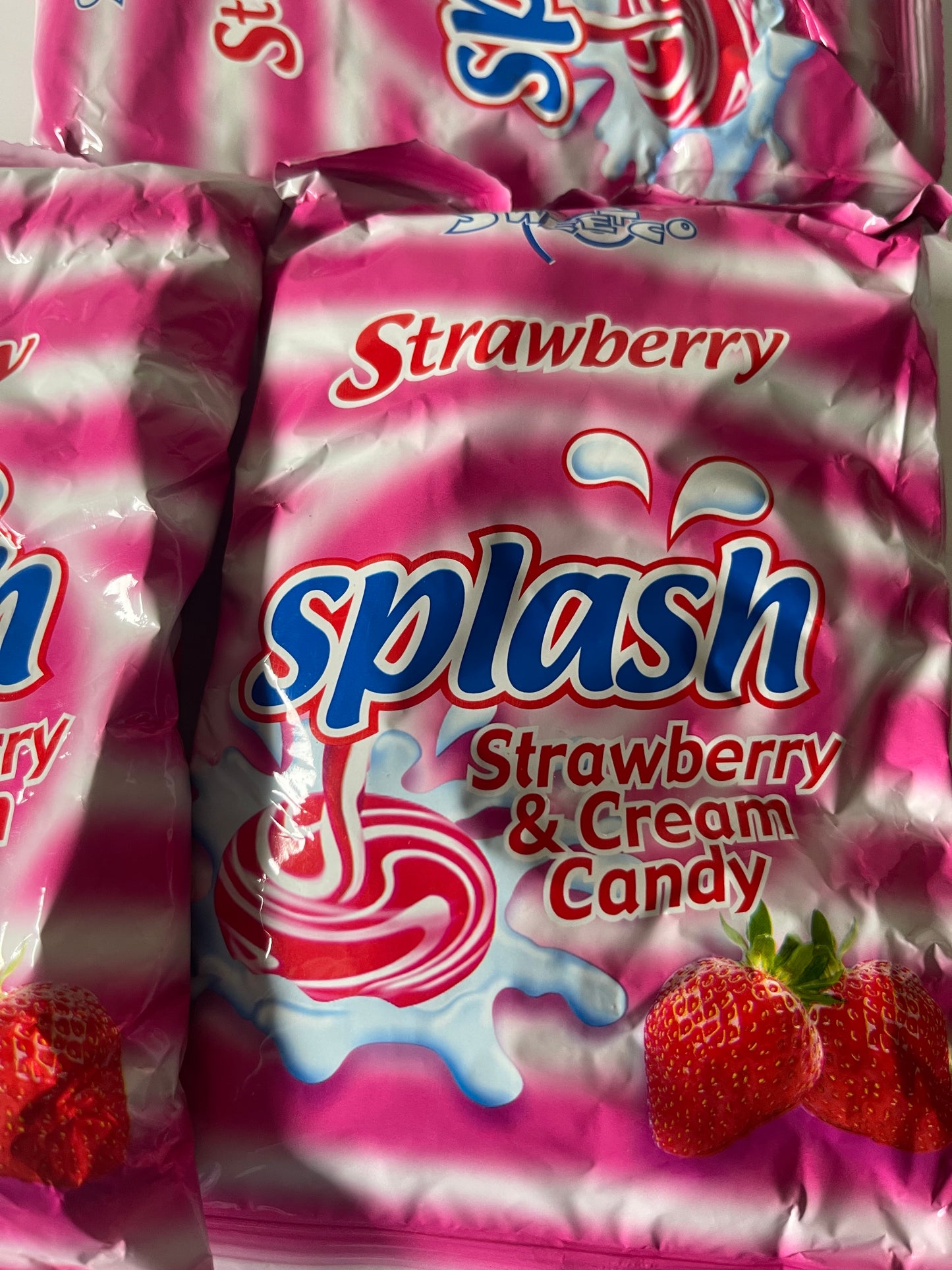 Strawberry splash candy